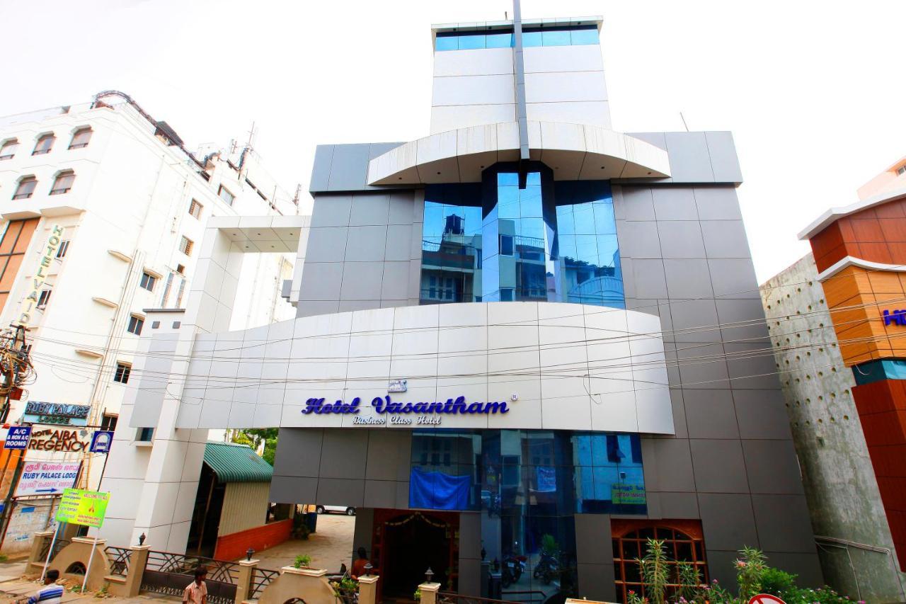 Hotel Vasantham Коимбаторе Екстериор снимка